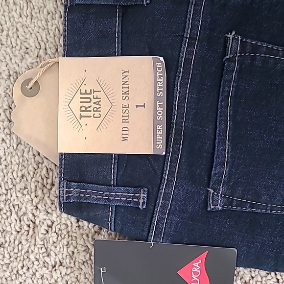 Mid Rise Skinny Jeans - Picture 12 of 14